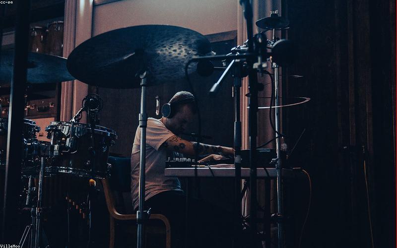 Gói Combo Thu Âm: Ca Khúc + Mix + Master Giá Tốt