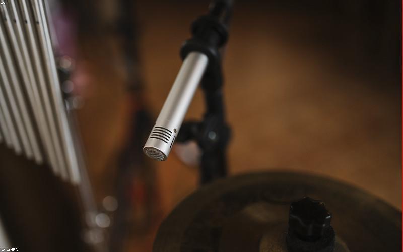 Microphone Condenser Hi-End Trong Thu Âm Chuyên Nghiệp